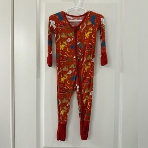 Little Sleepies zippy. Size 6-12 month.